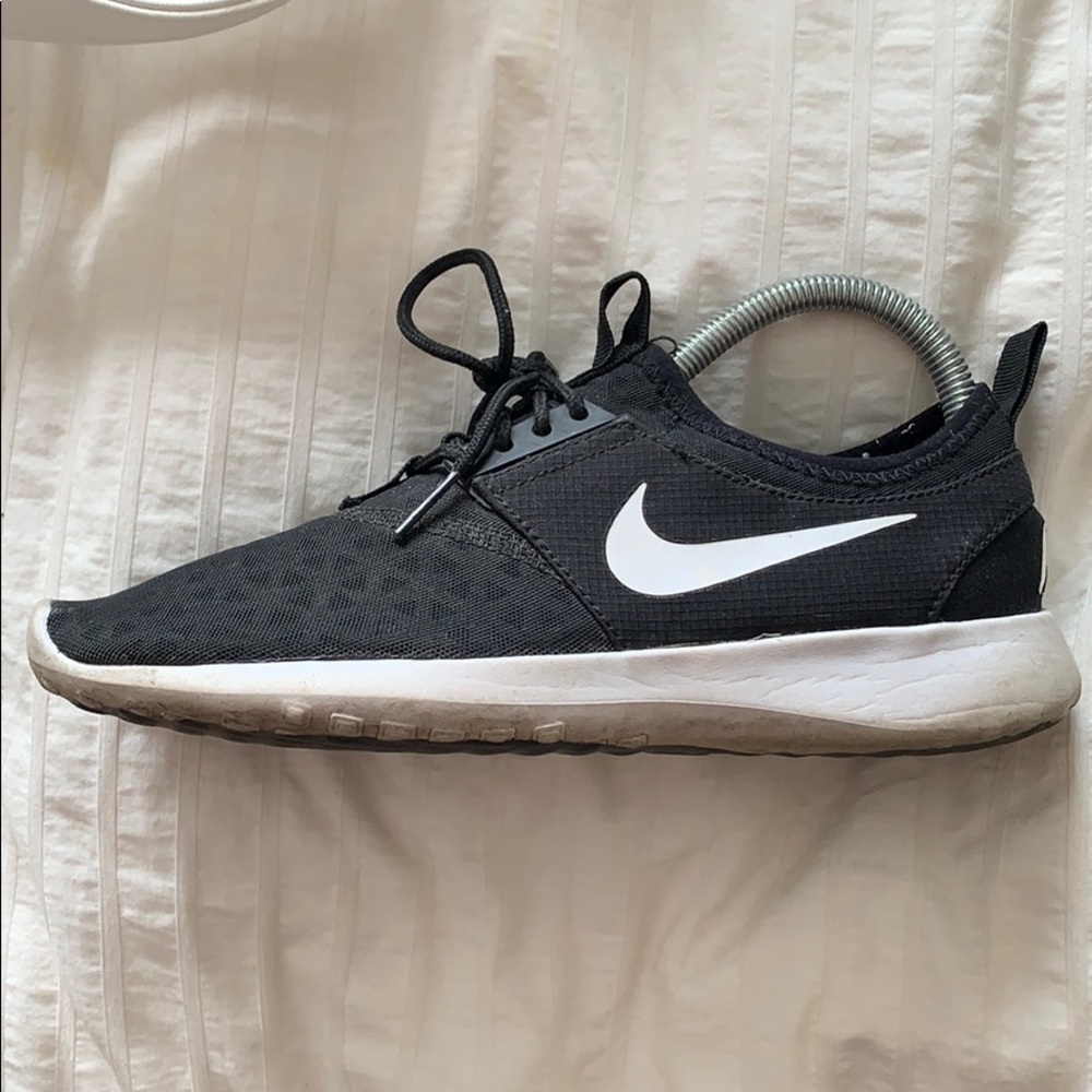 Nike Juvenate Sneakers